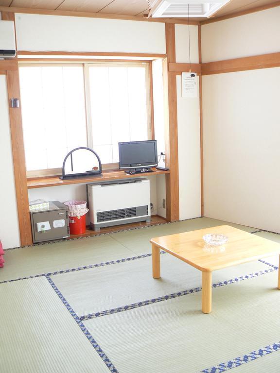 Hotel Fureai No Yado Yasuragi à Nozawaonsen Extérieur photo