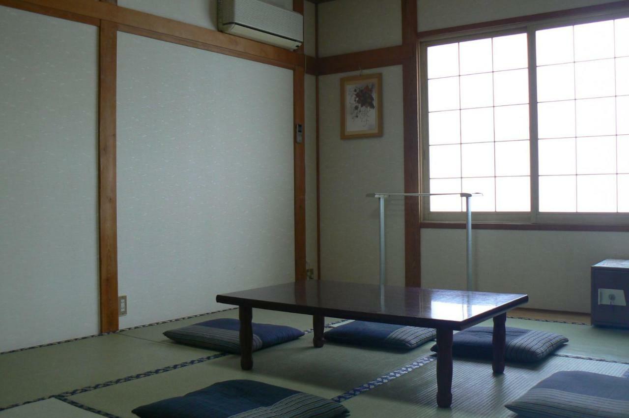 Hotel Fureai No Yado Yasuragi à Nozawaonsen Extérieur photo
